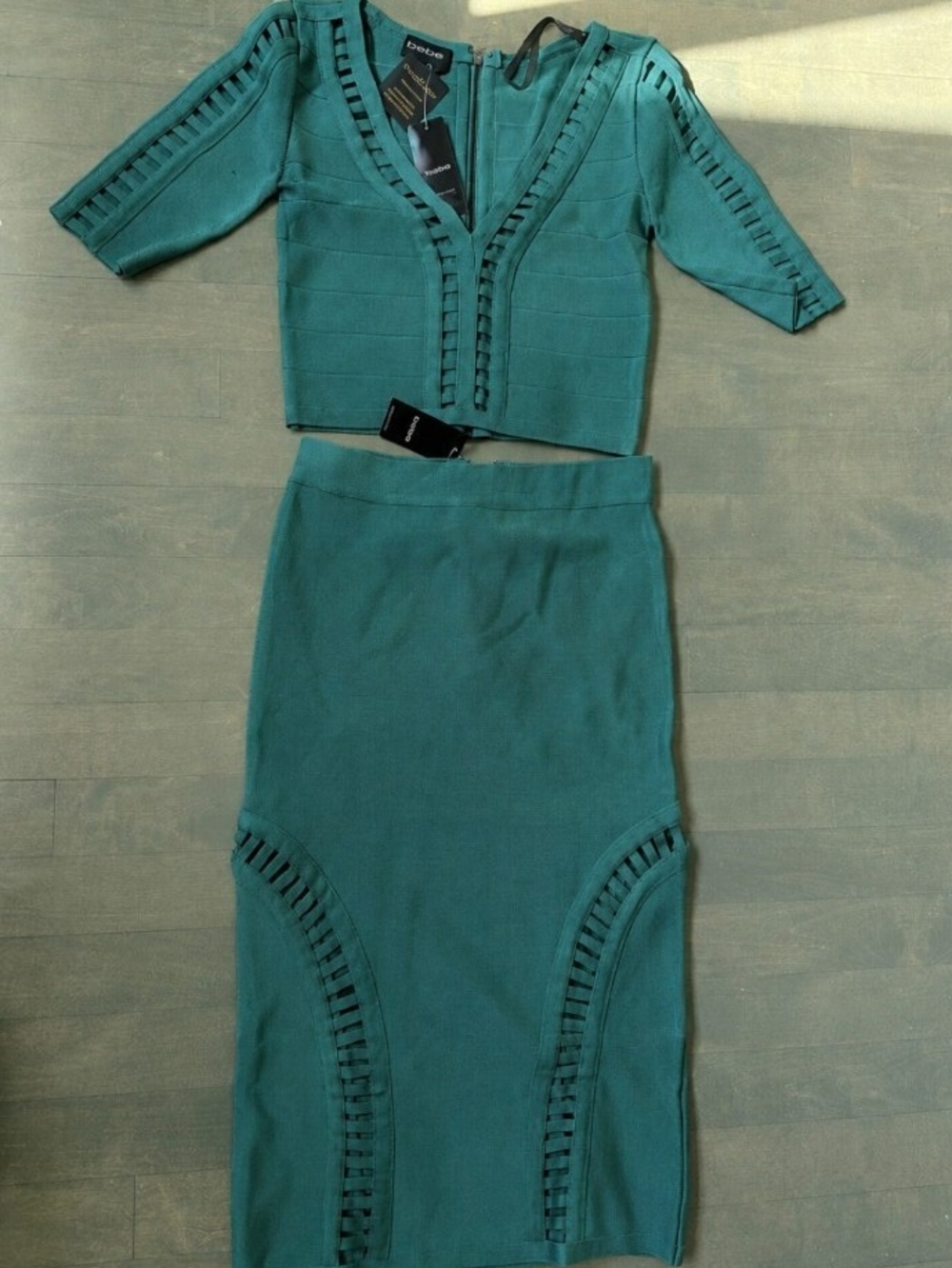 NWT New Bebe bandage Emerald Green skirt top X-Small co-ord set dress outfit XS